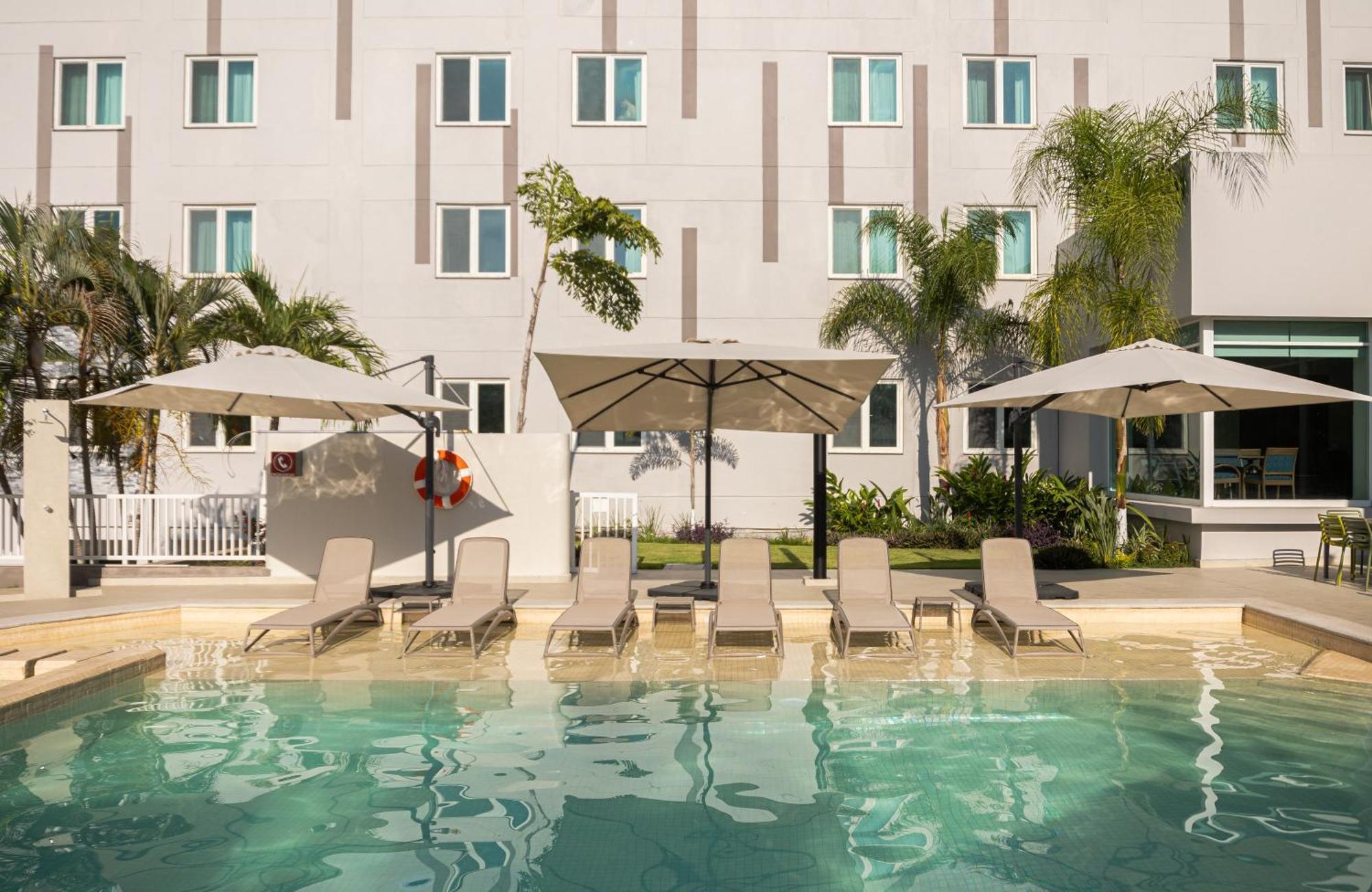 Holiday Inn Express Tapachula By Ihg Esterno foto
