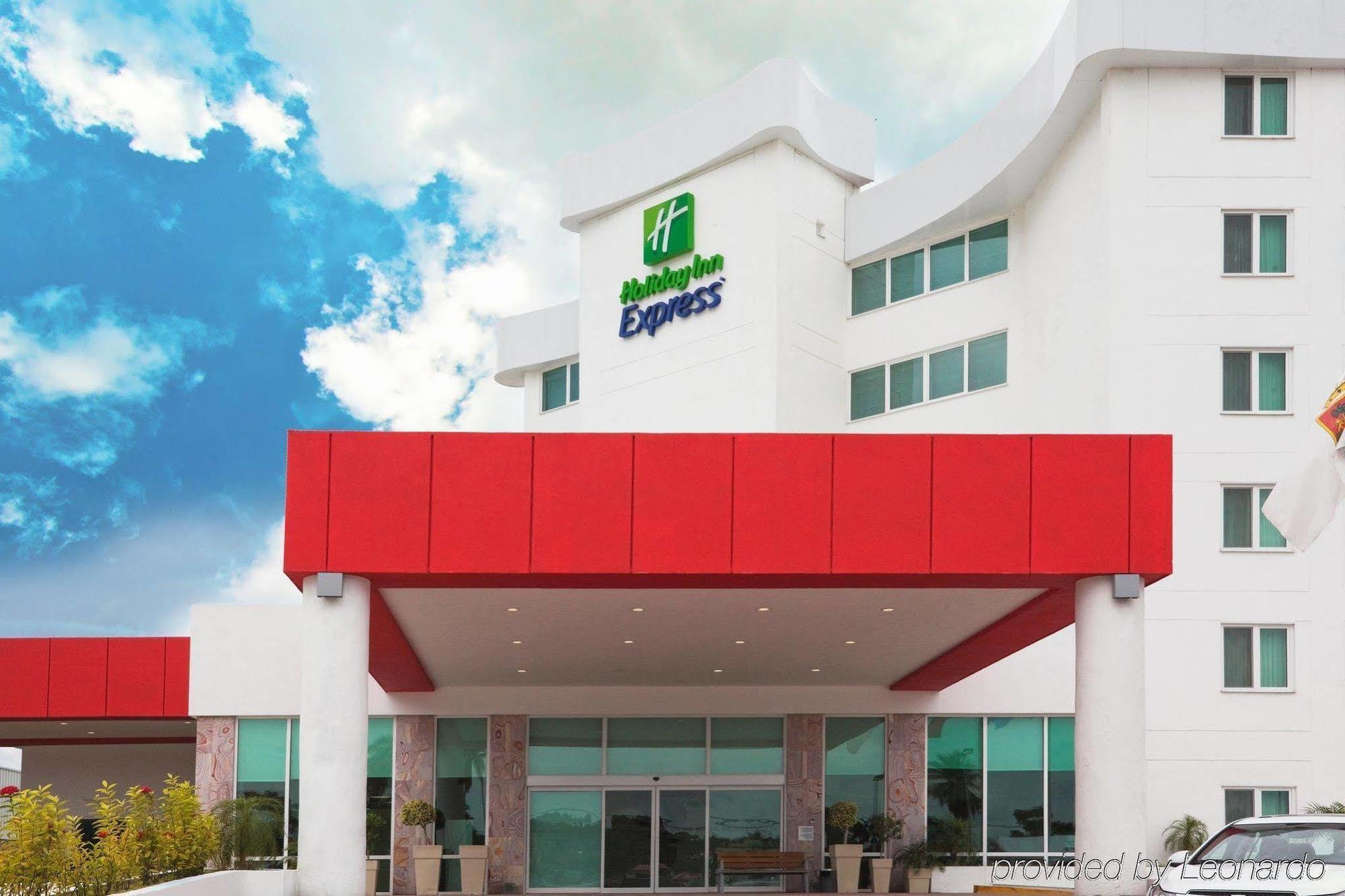 Holiday Inn Express Tapachula By Ihg Esterno foto